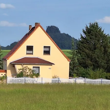 Ferienwohnung Blick Zum Zirkelstein Reinhardtsdorf-Schona Exterior photo